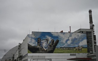 Chiến sự Ukraine ngày 1.565: Ukraine tố Nga tấn công cơ sở hạt nhân ở Chernobyl