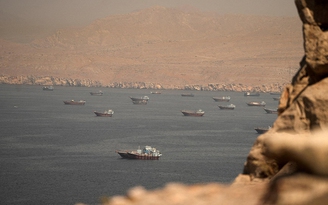 Mỹ - Iran đàm phán gián tiếp, bàn về eo biển Hormuz