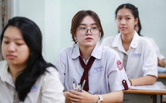 Điểm thi tốt nghiệp THPT 2026: Tỷ lệ điểm khá giỏi giảm mạnh ở nhiều môn