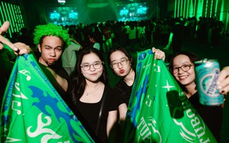 Hàng trăm người trẻ bùng nổ cảm xúc ở đêm nhạc 'phá chuẩn' của Tuborg