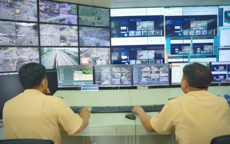 Lùi xe ở trạm thu phí đường cao tốc có bị phạt nguội không?