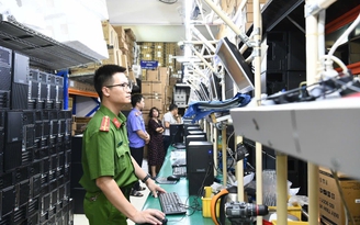 4 giám đốc bị khởi tố vì sử dụng Microsoft Office 'lậu'