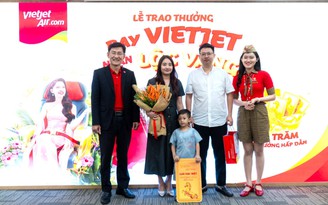 Vé bay mùa hè bất ngờ mang về 1 lượng vàng cho nữ hành khách Phú Thọ