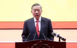 TP.Hồ Chí Minh tiếp tục đi trước, mở đường