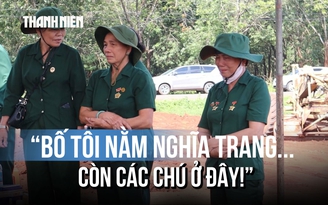 Nghẹn ngào tại mộ tập thể ở xã Minh Đức: 'Bố tôi nằm nghĩa trang, còn các chú ở đây'