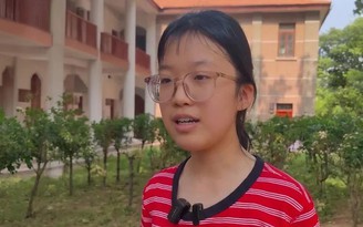 Nữ sinh Trung Quốc gây tranh luận vì chưa từng học thêm vẫn đậu trường danh tiếng