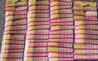 Cùng mua một dãy số, 8 người ở Tây Ninh trúng 1,8 tỉ xổ số miền Nam