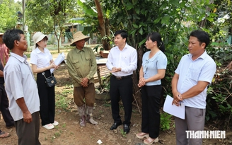 Đồng Nai: Cán bộ đến tận nhà làm sổ đỏ cho dân