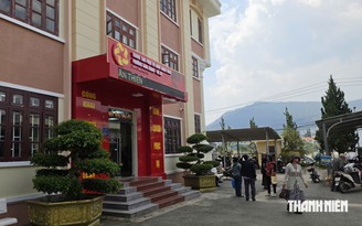 Lâm Đồng 'tuýt còi' các xã, phường tự ý ngừng nhận hồ sơ đất đai