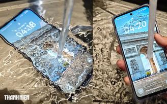 Vì sao điện thoại IP68 vẫn hỏng khi rơi xuống nước?
