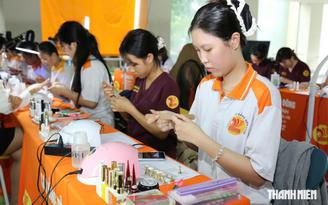 Đổi mới chương trình văn hóa cho học sinh học nghề