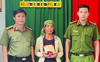 Công an tìm lại 1,3 cây vàng và hơn 15 triệu đồng cho người đánh rơi