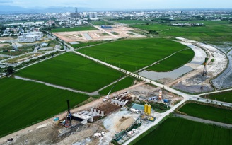 Cận cảnh tuyến đường ngàn tỉ ở Huế thi công ì ạch, bị thay chủ đầu tư