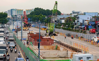Toàn cảnh TP.HCM thi công ga ngầm đầu tiên tuyến metro số 2 ở đường Trường Chinh