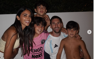 Argentina thay đổi lớn trước trận quyết đấu Ai Cập, Messi được tiếp năng lượng từ vợ con