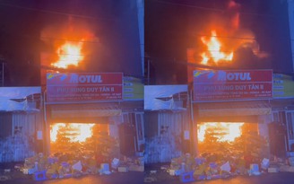 TP.HCM: Điều tra vụ cháy tiệm phụ tùng xe máy, làm rõ thông tin nghi phóng hỏa
