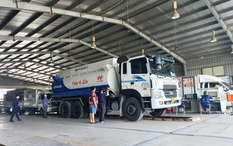 Xe lắp biển số sai chỗ, thiếu búa thoát hiểm... có nguy cơ trượt đăng kiểm