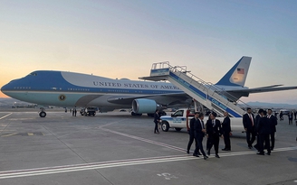 Ồn ào vụ ông Trump đối phó đe dọa ám sát