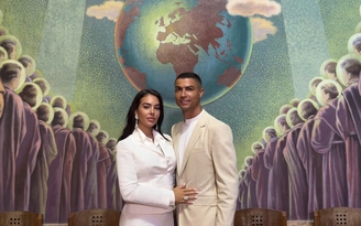 Những hình ảnh đầu tiên về lễ thành hôn của Cristiano Ronaldo và Georgina Rodriguez