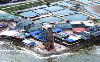 Cam kết tháo dỡ các nhà hàng trái phép quanh nhà thờ đổ Hải Lý