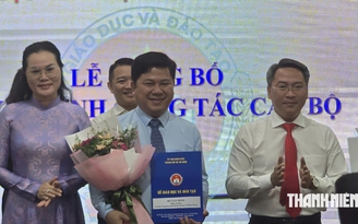 Chánh văn phòng Sở GD-ĐT TP.HCM làm Hiệu trưởng Trường THPT chuyên Lê Hồng Phong