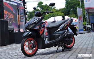 Honda Vario 125 bản tay lái trần có gì khác biệt?