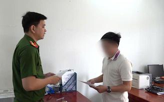 Khởi tố chủ hộ kinh doanh bán sản phẩm giả mạo Gucci, Dior, Louis Vuitton
