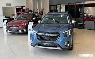 Subaru Forester giảm giá xả nốt hàng, lăn bánh dưới 1 tỉ đồng
