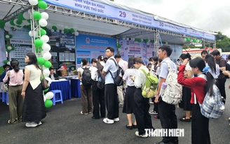 Ngành y tế TP.HCM nhắn gửi gì với bác sĩ trẻ đang tìm việc làm?