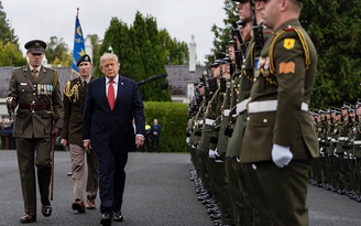 Tổng thống Trump chạm đến vấn đề thống nhất Ireland