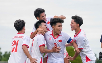 HLV U.23 Philippines thích Thanh Nhàn và Lê Phát, khen U.23 Việt Nam có nhiều 'Đình Bắc mới'