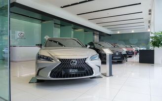 Lexus trung tâm Sài Gòn - Hơn một thập kỷ đồng hành cùng khách hàng. Lexus trung tâm Sài Gòn - Hơn một thập kỷ đồng hành cùng khách hàng.