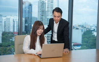 Kỹ sư phần mềm chọn học lên cao sớm để thích ứng với AI Kỹ sư phần mềm chọn học lên cao sớm để thích ứng với AI