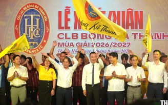 Chủ tịch tỉnh Tô Anh Dũng phất cờ xuất quân đội Thanh Hóa sau giai đoạn khó khăn: Quyết trụ hạng