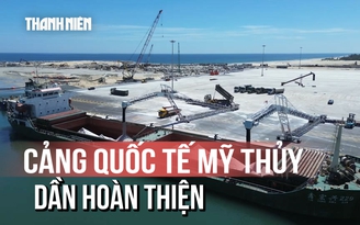 [Flycam] Cảng quốc tế Mỹ Thủy đón hơn 150.000 tấn hàng sau 2 tháng vận hành