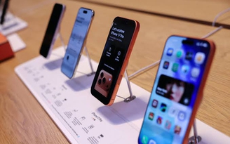 Apple đã tăng giá iPhone như thế nào trong gần hai thập kỷ?