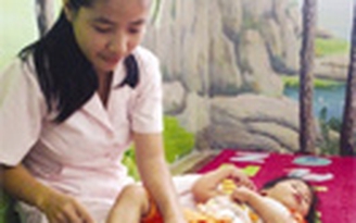 Mẹ 9x của những em bé bất hạnh