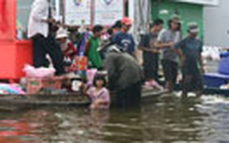Nạn nhân lũ lụt Thái Lan kiện thủ tướng