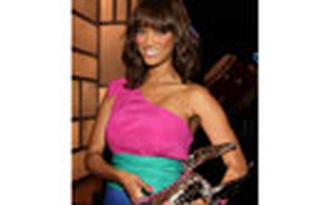 Siêu mẫu Mỹ Tyra Banks đến VN