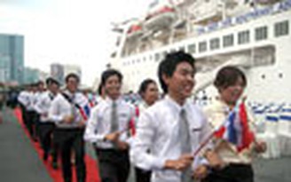 TP.HCM đón tàu Thanh niên Đông Nam Á