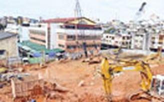 Tiểu thương chợ Đà Lạt không đăng ký mua quầy