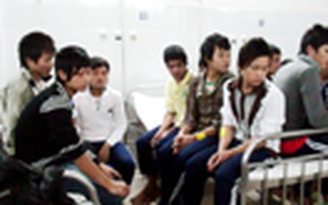 22 phu vàng bị nhiễm khí độc