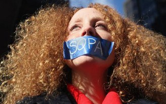 Tại sao thế giới internet chống SOPA?