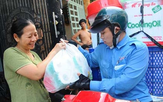 Sắm tết giữa đêm