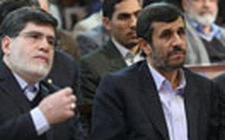 Tổng thống Iran Mahmoud Ahmadinejad đang mất dần ảnh hưởng?