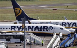 Hãng hàng không Ryanair xin lỗi vì... vạ miệng