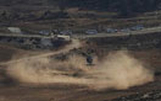 Máy bay lạ xâm nhập vào Israel