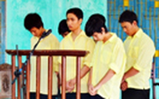 Băng cướp nhắm vào người đồng tính lãnh án