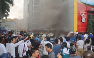 Cháy tại trung tâm thương mại lớn nhất Hà Tĩnh