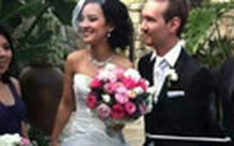 Chàng trai không tay, không chân Nick Vujicic có niềm vui mới